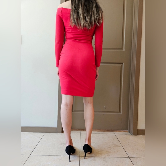 L'Agence Daphne Off the Shoulder Dress in Red XS - Picture 4 of 6